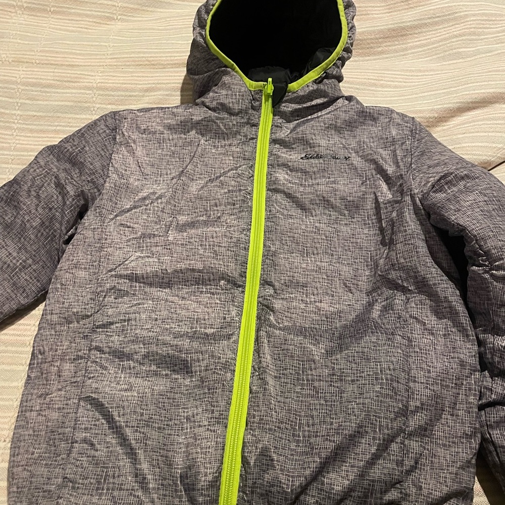Eddie Bauer kids puffer reversible jacket (black one side and grey for another)